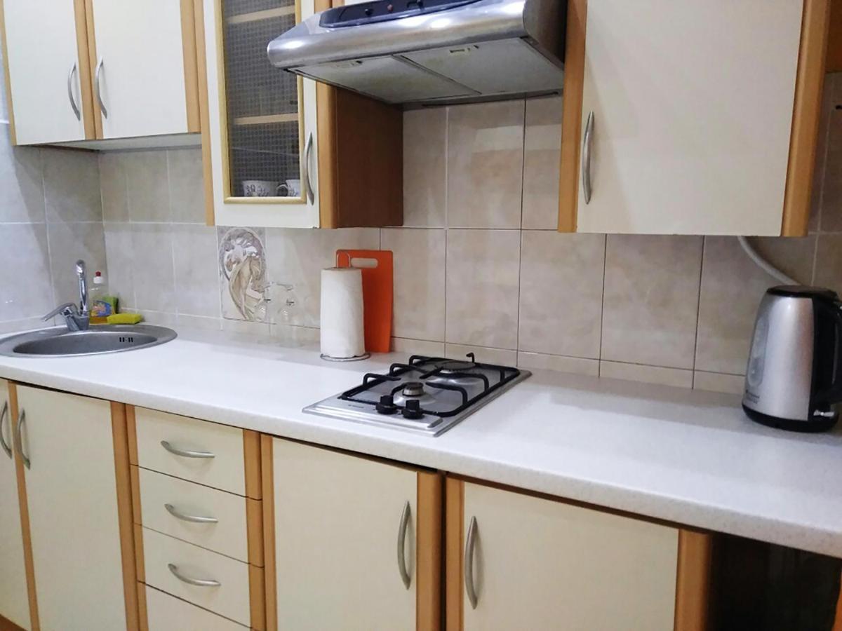 Apartment In The Center Of Бендеры Экстерьер фото