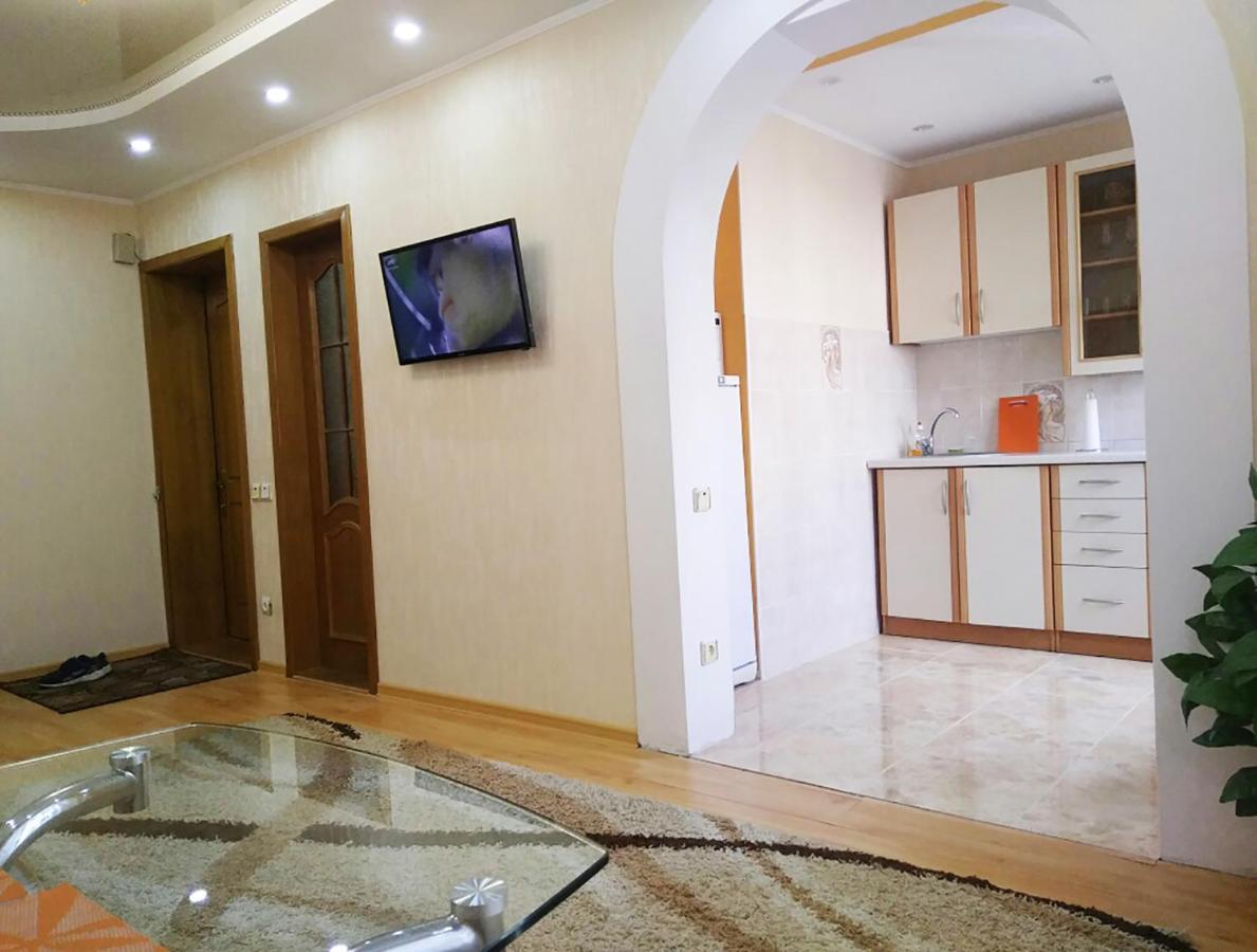 Apartment In The Center Of Бендеры Экстерьер фото